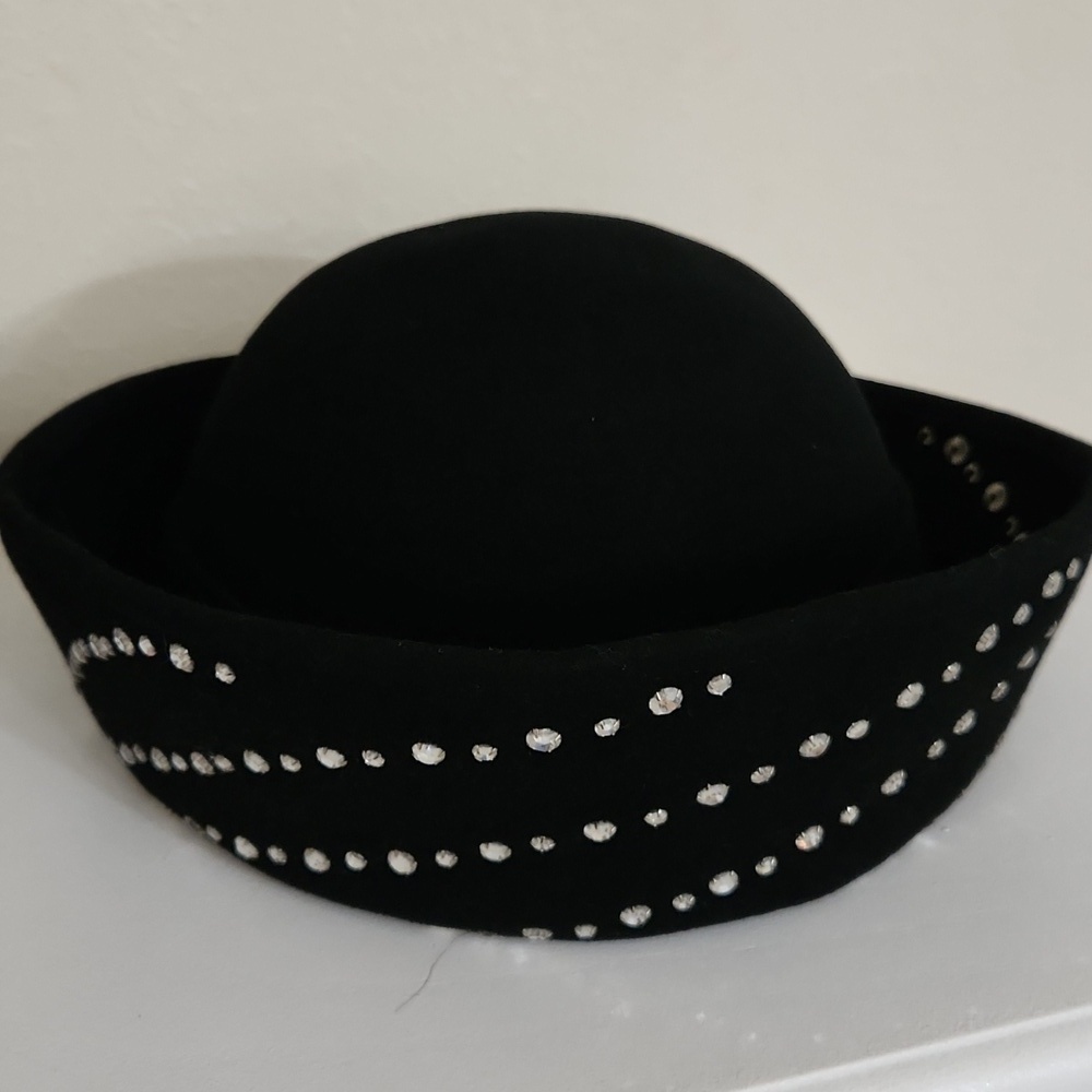 Vintage Archie Eason Black Church Hat Sophisticated Classy Elegant  Silver Studs - Picture 9 of 9